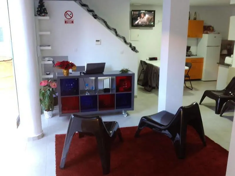 ברצלונה Hostelscat 0*,